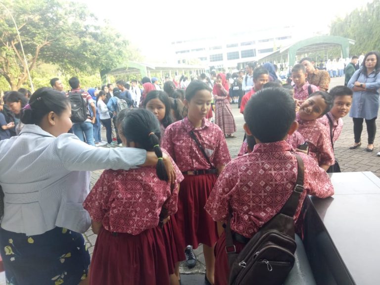 SMA Negeri 1 Tebing  Tinggi  SMA Negeri 1 Padang Sidempuan 